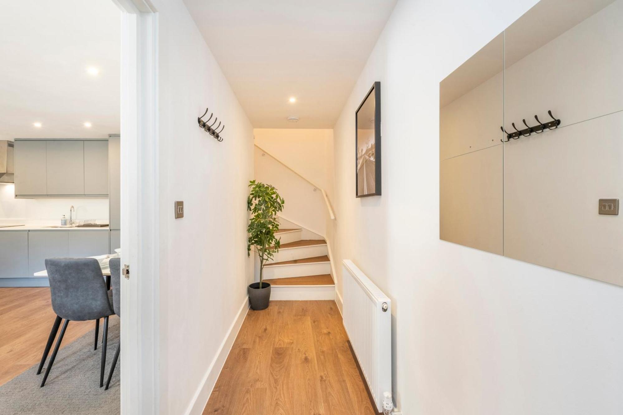 The Perfect Stay London, Home With 2 Bedrooms 1 Bath - Battersea, Vauxhall And Nine Elms Екстериор снимка
