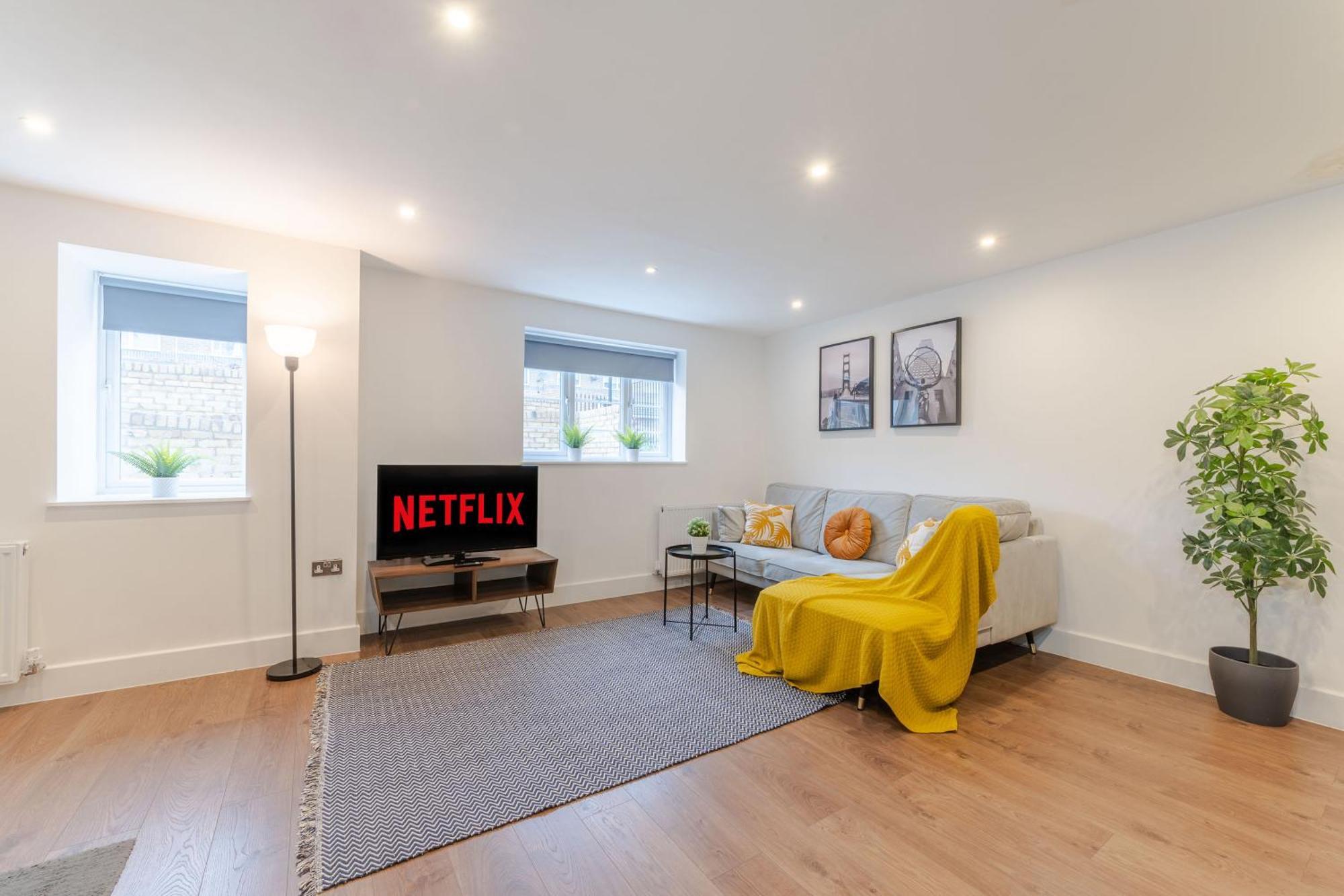 The Perfect Stay London, Home With 2 Bedrooms 1 Bath - Battersea, Vauxhall And Nine Elms Екстериор снимка