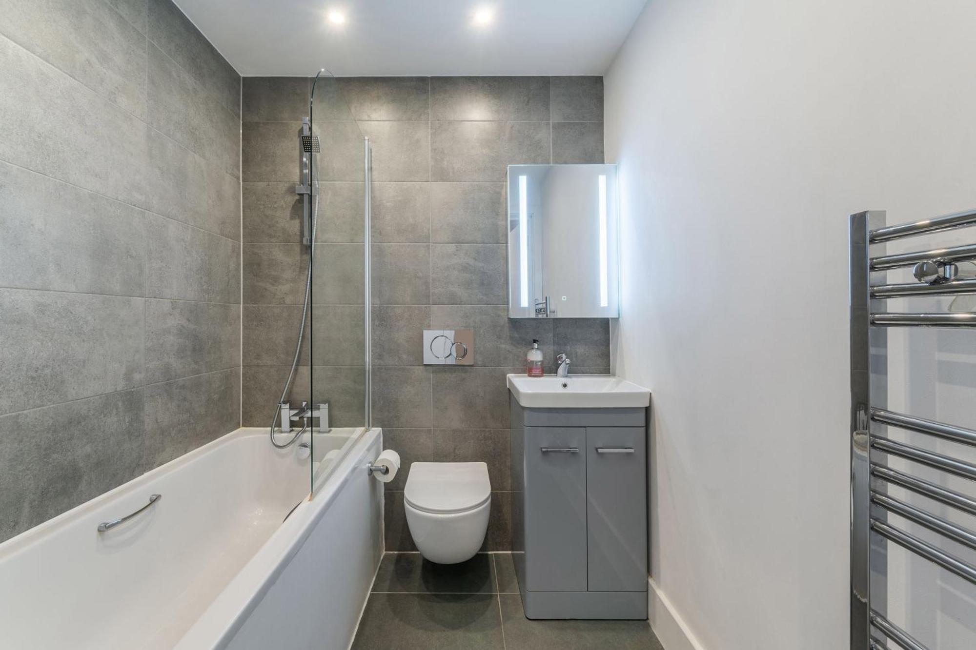 The Perfect Stay London, Home With 2 Bedrooms 1 Bath - Battersea, Vauxhall And Nine Elms Екстериор снимка